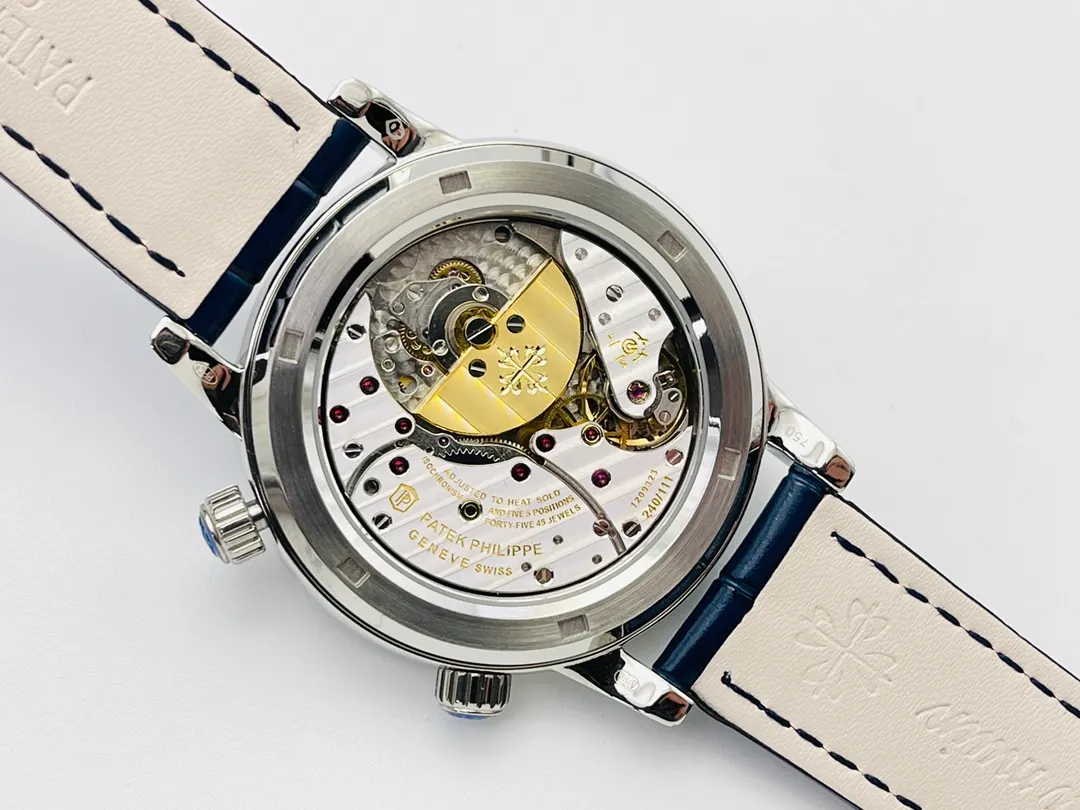 【Top Replica】💰5300! [PFF Factory2021 new masterpiece] V8 upgraded version, the highest version on the market, functions the same as the original Patek Philippe Starry Sky upgraded ultimate version! Upgrade details: 1⃣️PP Baida has achieved the function of automatically transferring with the genuine Gypsophila! 2⃣️The arrangement of the upgraded calendar is in the same order as the original one! 3⃣️Diameter 42mm, thickness 11mm! 4⃣️The biggest highlight: The moon in the Patek Philippe starry sky will change according to the change of the moon in the sky! Move it to the watch according to the full moon and waning moon in the sky (the first month of the lunar month is full and the fifteenth day of the lunar month is full)! PFF Factory's ingenious work is worth owning! Welcome friends from all walks of life to taste it!